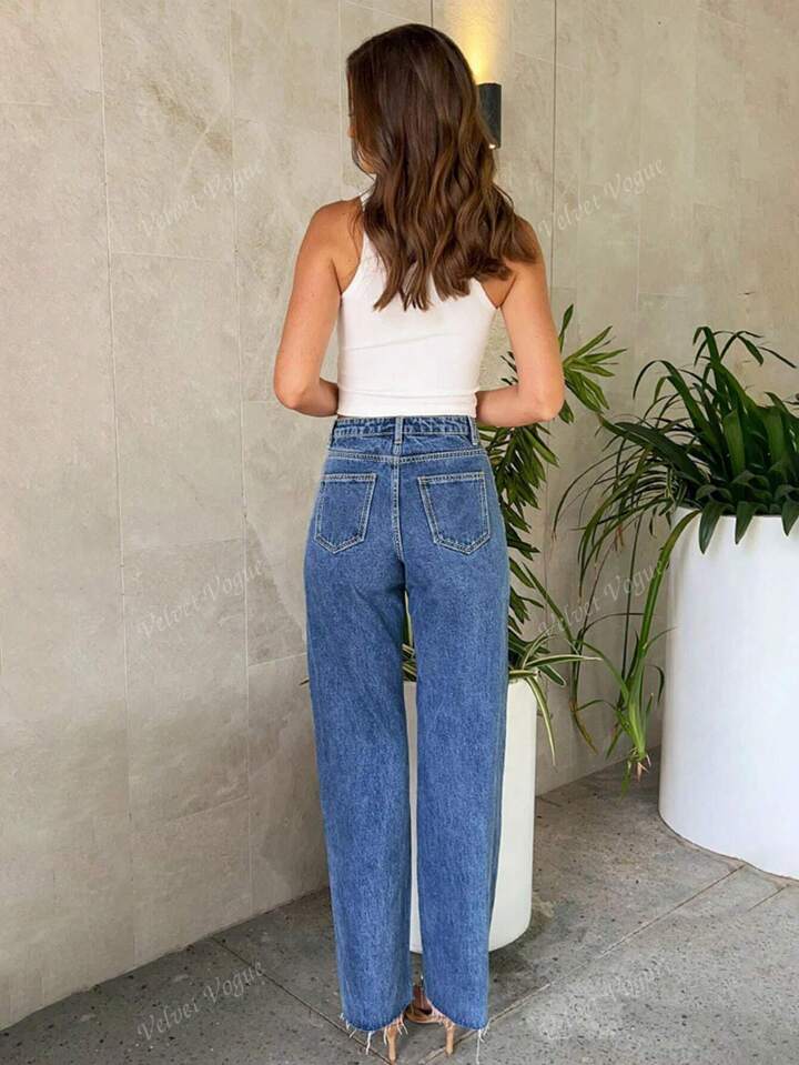 High-Rise Straight Jeans With White Pearl