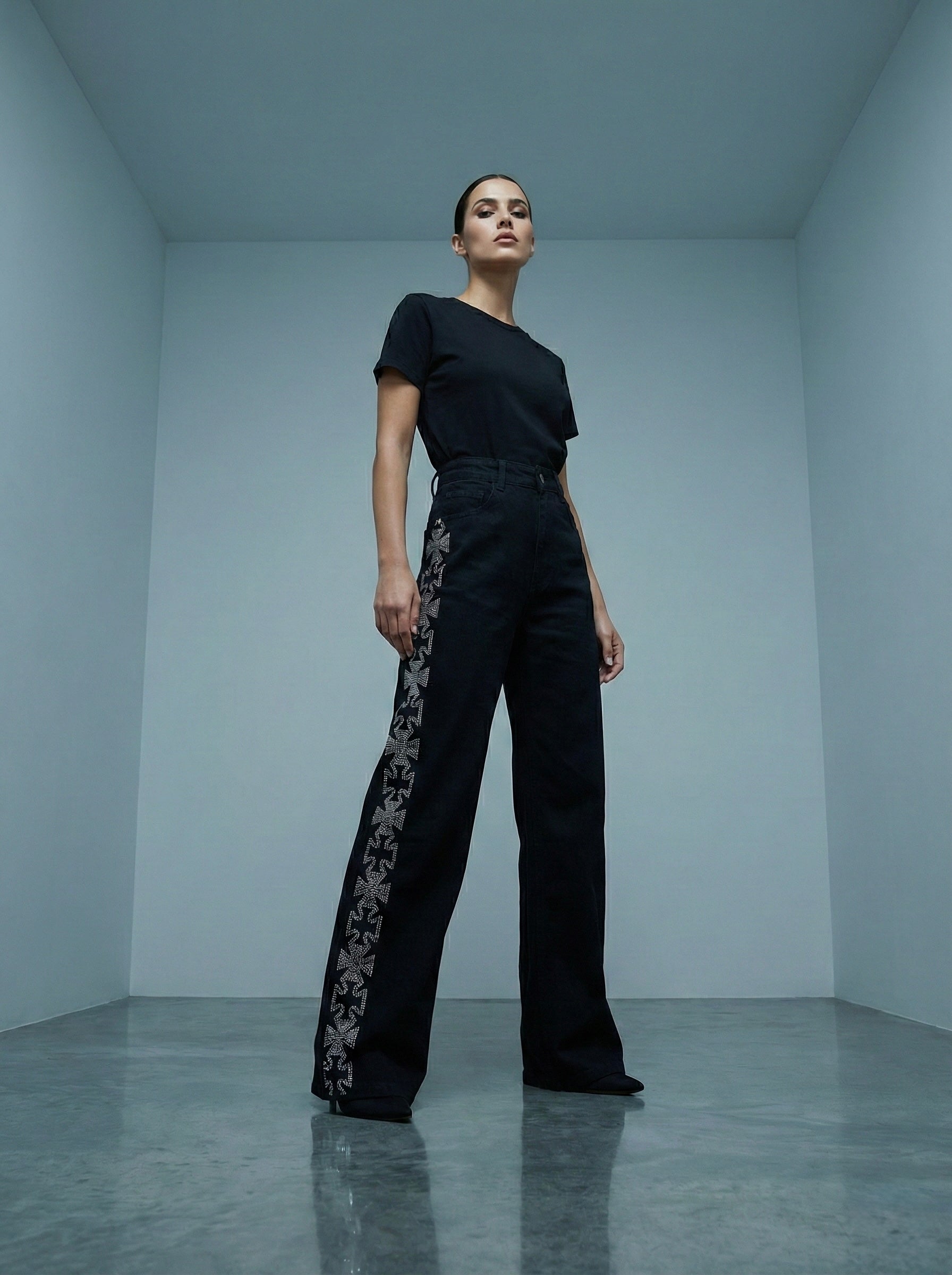 Black Wide-Leg Rhinestone Side Stripe Jeans | Premium Party Wear Fit